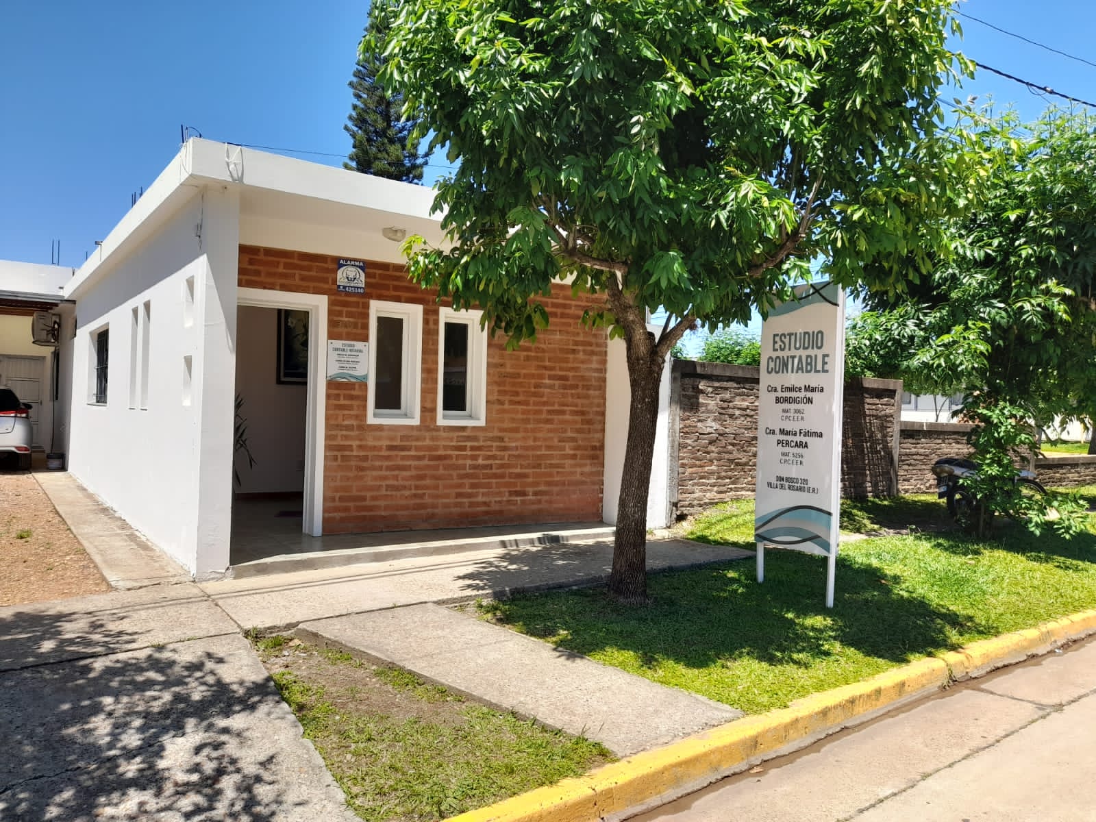 Exterior del Estudio Contable EB en Villa del Rosario